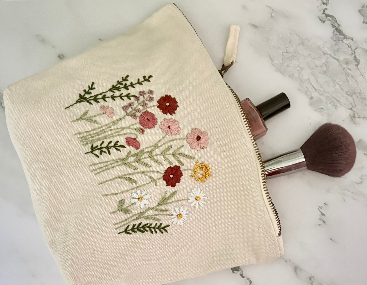 Create Your Own Embroidered Make-up Bag Kit